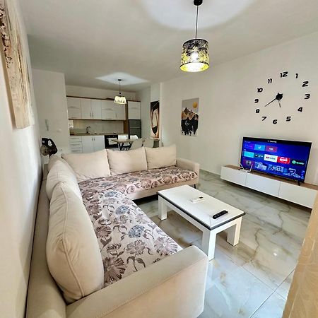 Kay Apartment Saranda Terraces Dış mekan fotoğraf