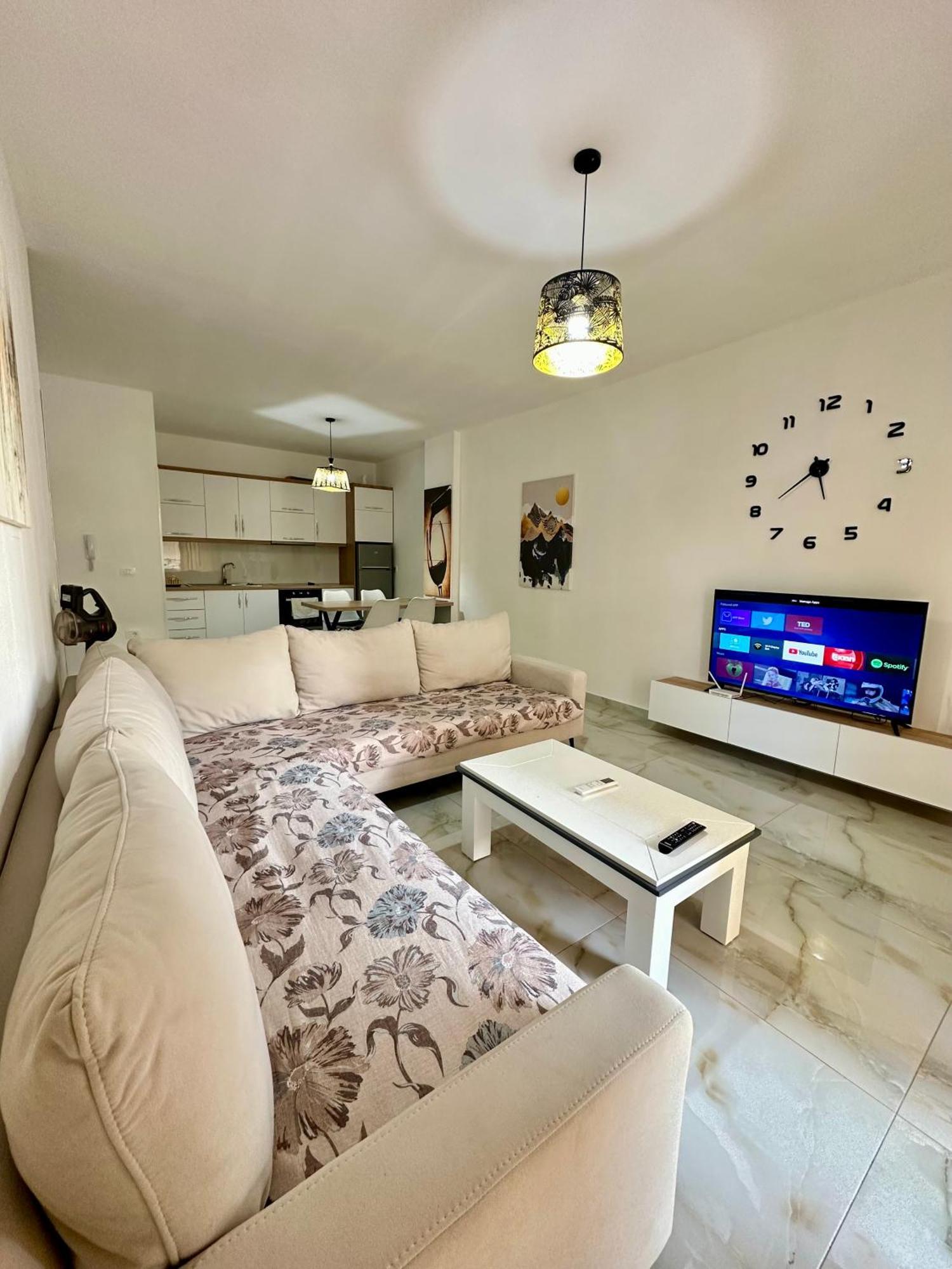 Kay Apartment Saranda Terraces Dış mekan fotoğraf