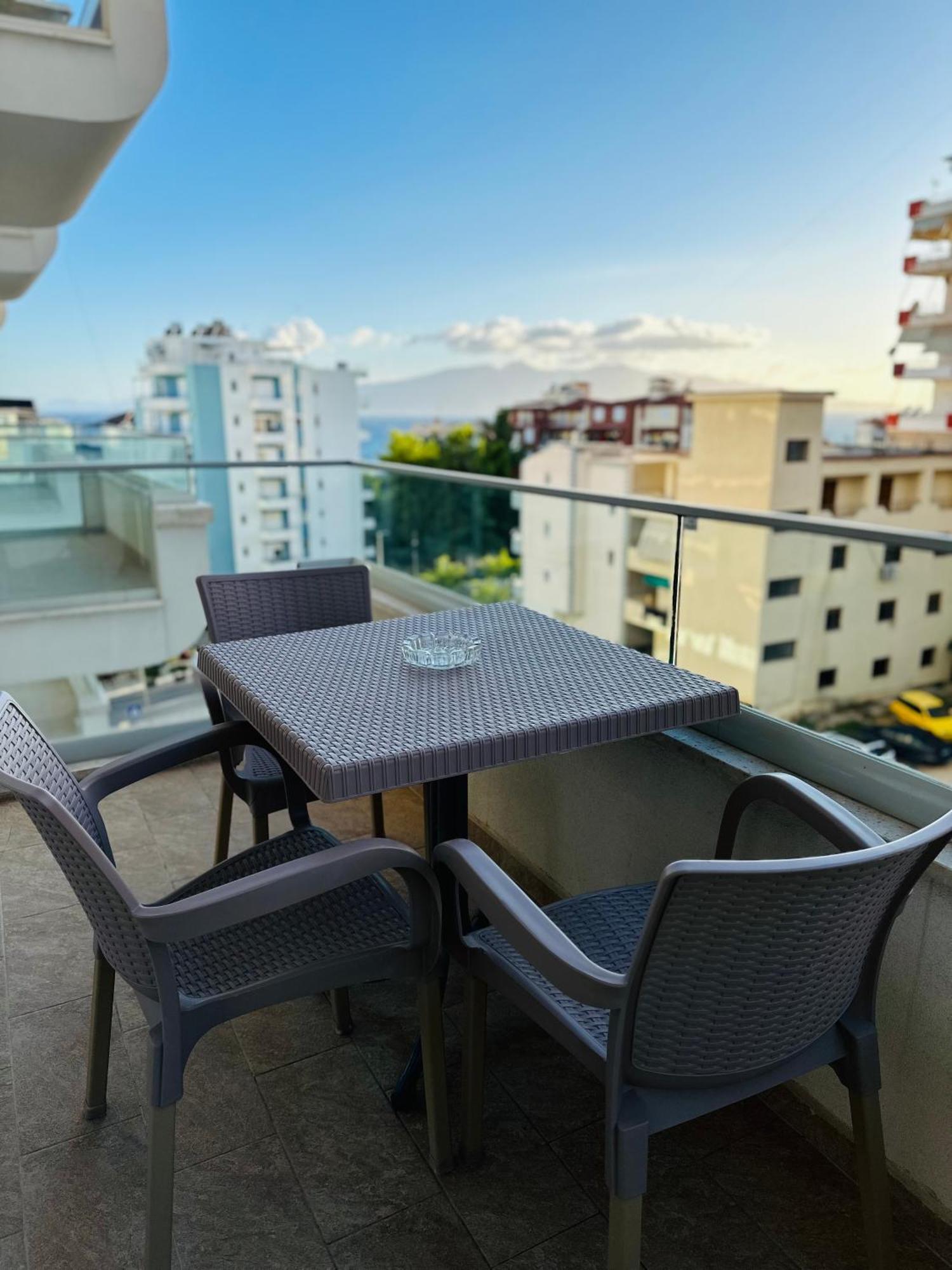 Kay Apartment Saranda Terraces Dış mekan fotoğraf